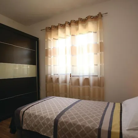3 Bedroom In Holiday home Liznjan