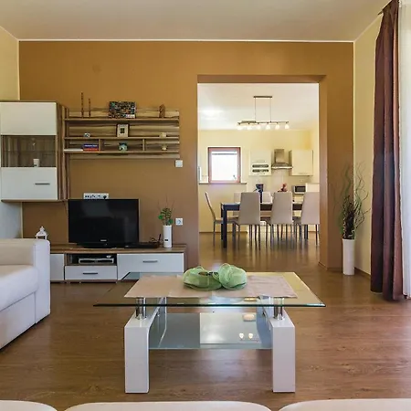Holiday home 3 Bedroom In